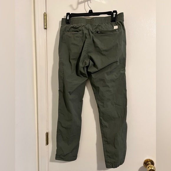 Vuori Rip Stop Pants Army Green Women’s Small - Picture 8 of 13